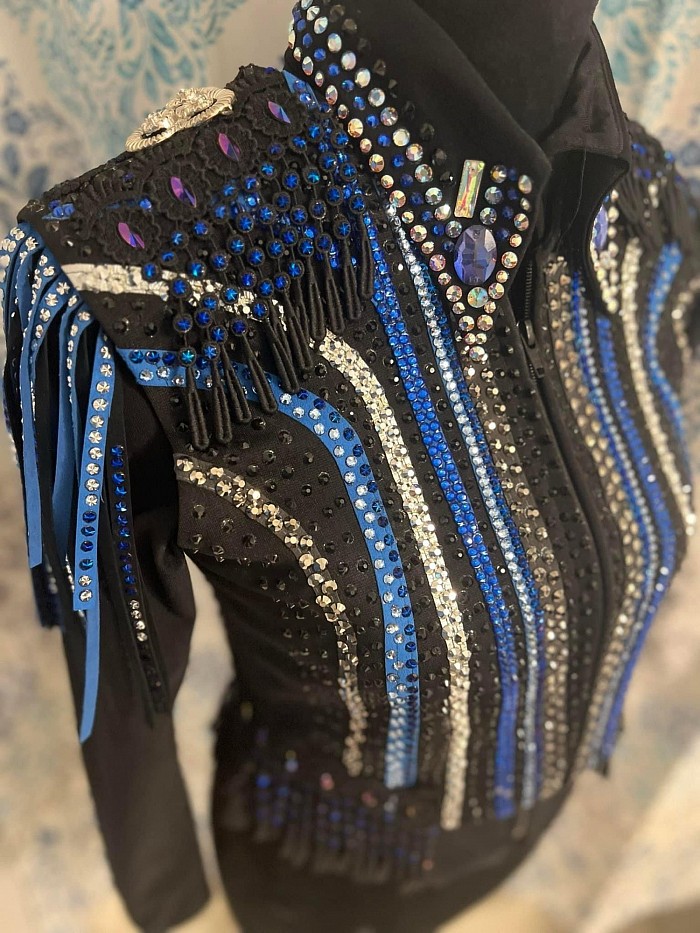 Size xs/small showoff designs bolero and under shirt.  Bust 34  $1,000 plus shipping.